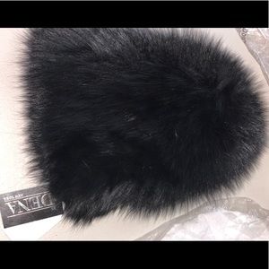 DENA new york REAL FUR black fox fur winter hat